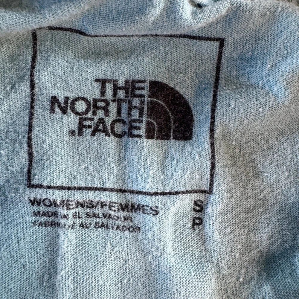 The North Face Womens Teal Blue Never Stop Exploring Graphic T-Shirt Small - Picture 5 of 7